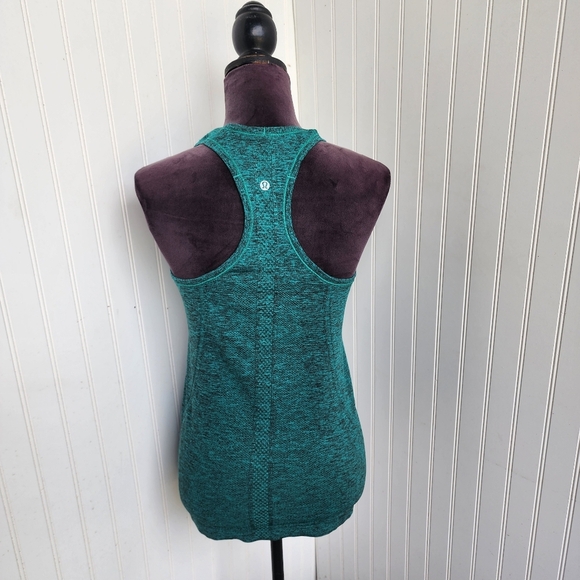 Lululemon Women's Size 8 Dark Green Heather Racerback Stretch - Picture 2 of 10